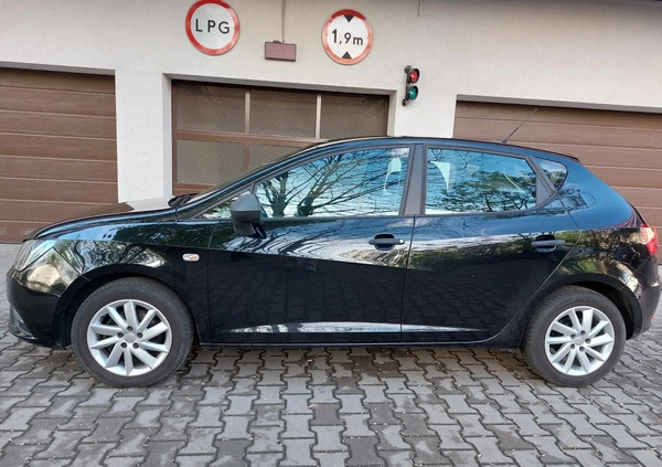 Seat Ibiza cena 30900 przebieg: 95000, rok produkcji 2016 z Wrocław małe 154